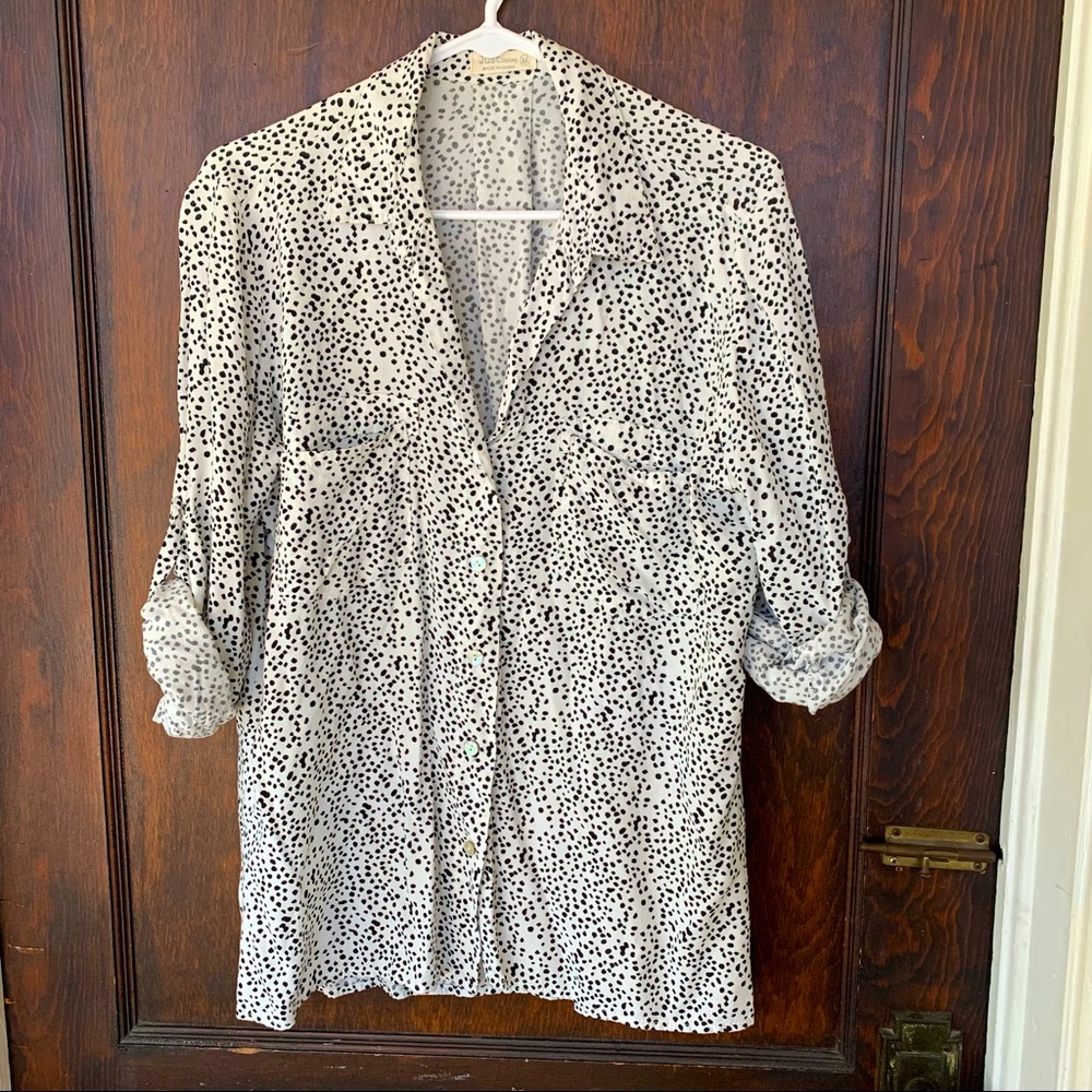 Spotted Dalmatian print button sleeve blouse soft silky